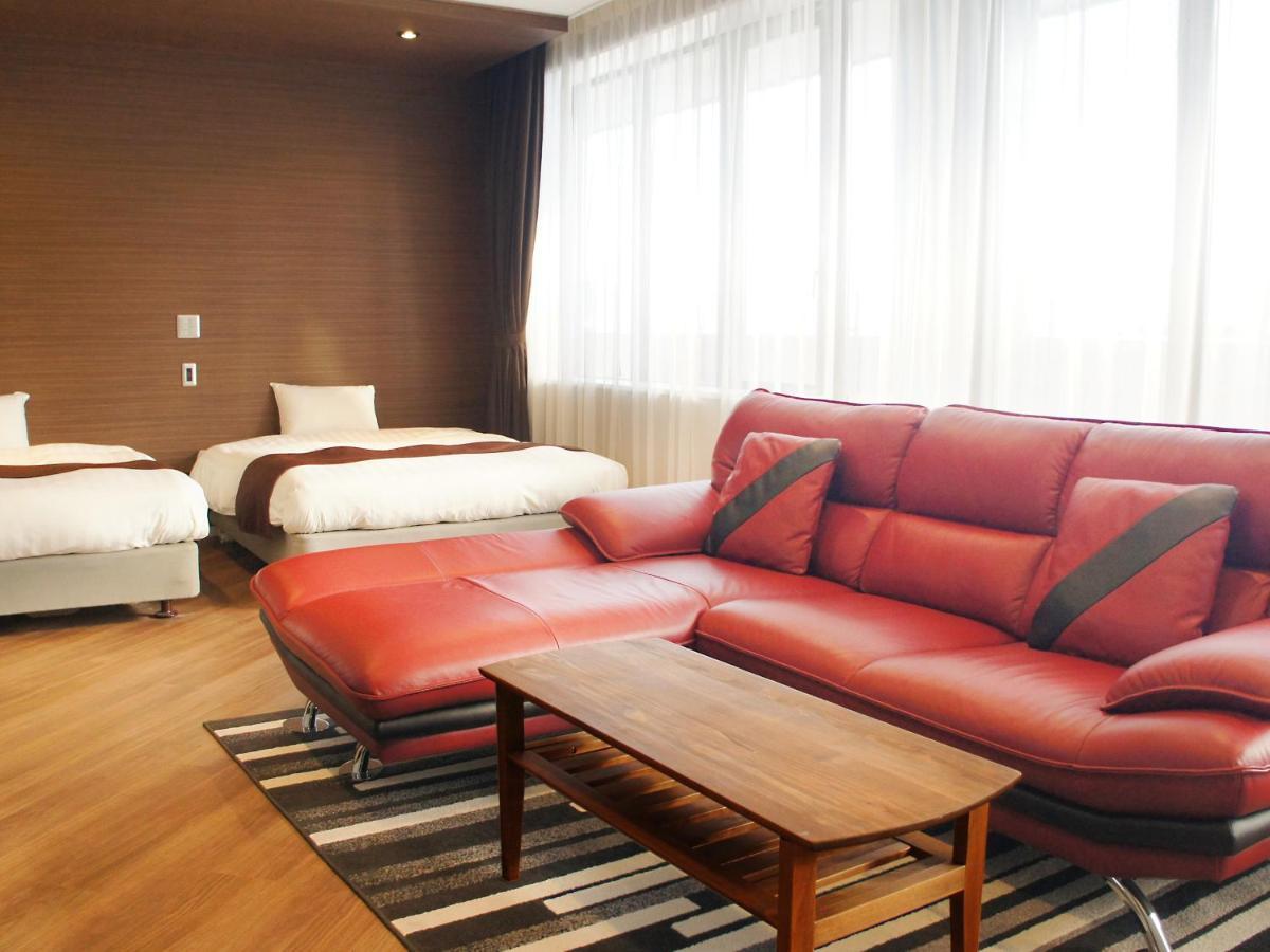 Hotel Abest Grande Okayama Exteriör bild